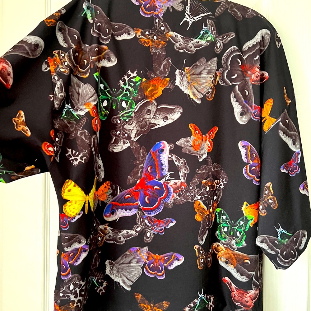 TOPSHOP butterfly short kimono